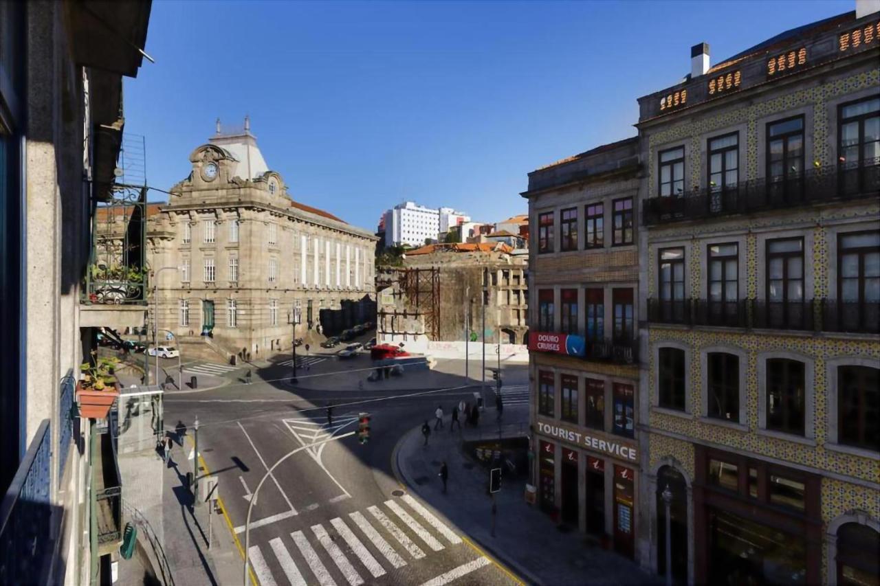 Flores Central Porto Exterior photo